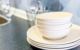 Chrisenbel Suites - Pinnacle Pj